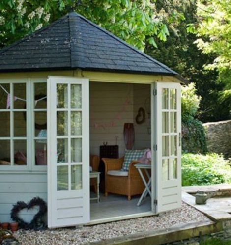 Garden Sheds and Summer Houses in London - Mian Builders London